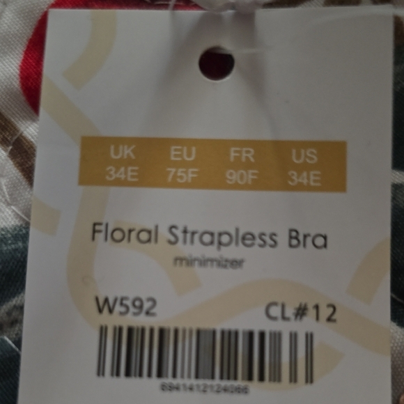 Elegant Lace Strapless Bra in Tan - Picture 9 of 9